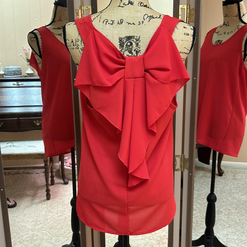 Brenda’s top size medium. - Picture 2 of 2
